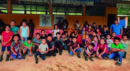 aGUATEMALA_ ENTREGA ALIMENTOS.jpg